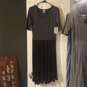 Lularoe nicole meduim